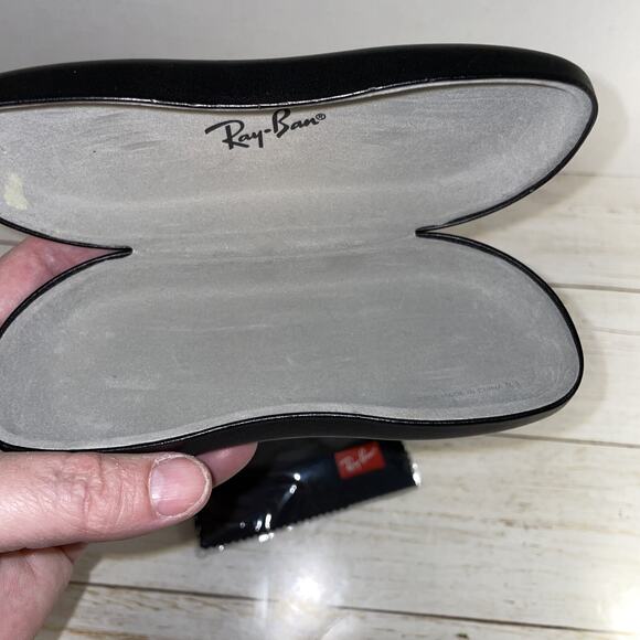 Ray Ban Glasses Clam Shell Hard CASE ONLY Eyeglasses Sunglass w/CleaningCloth - Picture 4 of 6